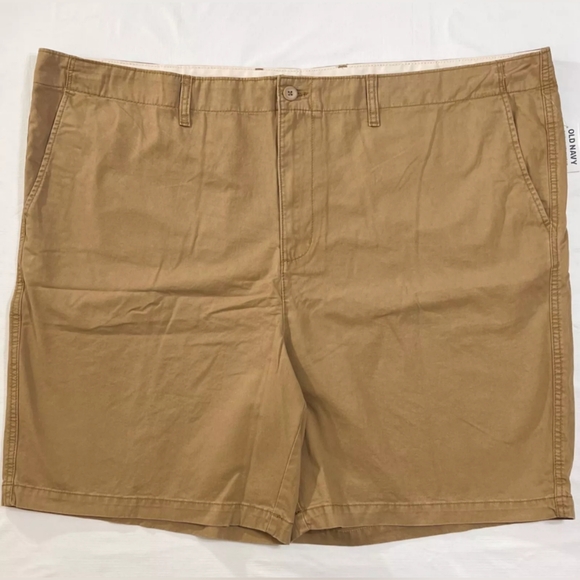 NWT OLD NAVY Men’s Lived In Straight Leg Flat Front Brown Shorts  SZ *40 - Picture 1 of 11